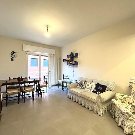 Arcadia Apartment Леванто Екстериор снимка